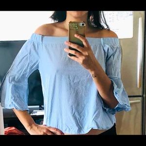 Iris Off Shoulder shirt